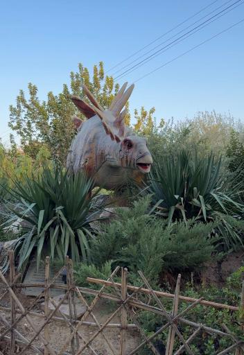 پارک ژوراسیک مشهد 