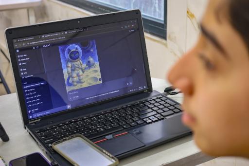 عکس دبیرستان دوره اول مفید قم