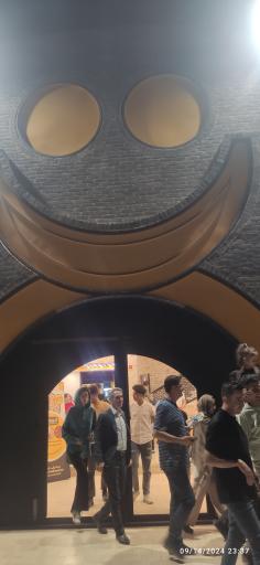 عکس مجموعه فرهنگی تفریحی عمارت خنده 