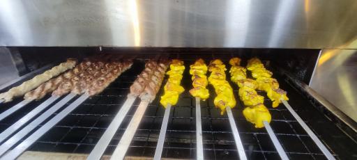 عکس کلبه کباب طاها