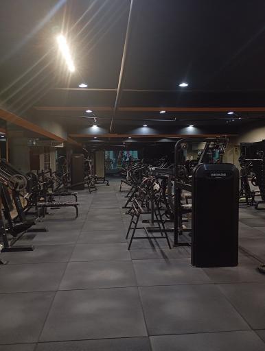 عکس باشگاه بدنسازی سیاح