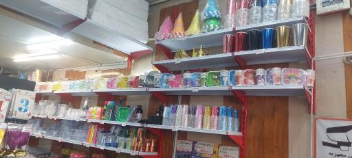 عکس ظروف یکبارمصرف پاکراد