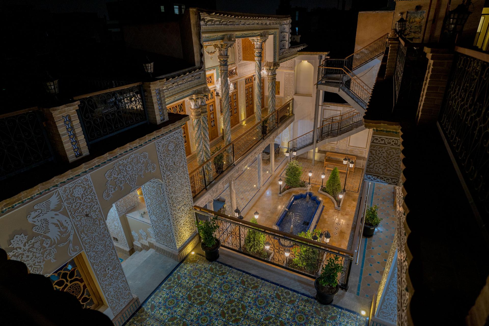 عکس بوتیک هتل ایزدی 