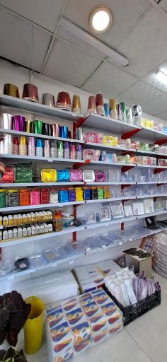 عکس ظروف یکبارمصرف پاکراد