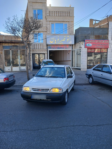 عکس نمایشگاه اتومبیل قلعه نویان