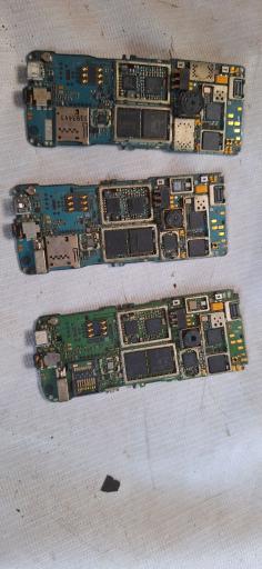 عکس خرید و فروش ضایعات الکترونیک 