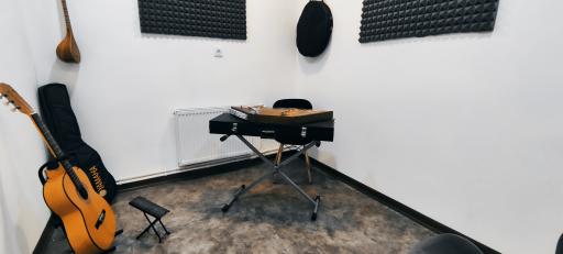 آموزشگاه موسیقی نغمه نگار 