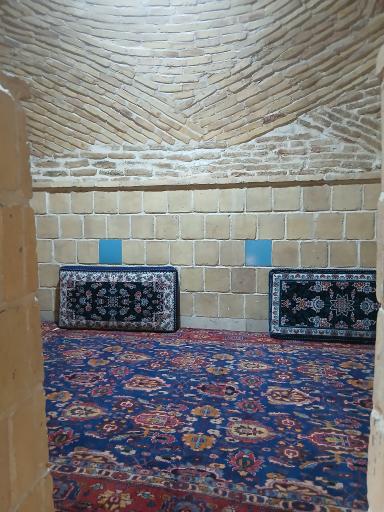 عکس باغ رستوران قلعه وداغ