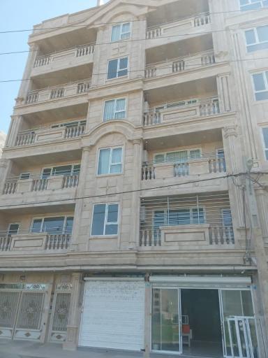 عکس تولید کننده درو پنجره upvc آقاجانی 