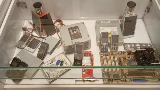 عکس فروشگاه لوازم جانبی موبایل و کامپیوتر سهیل 