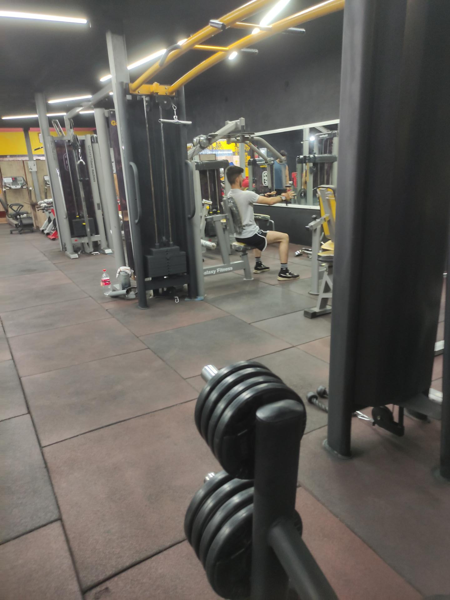 عکس باشگاه ورزشی جسم و اندیشه