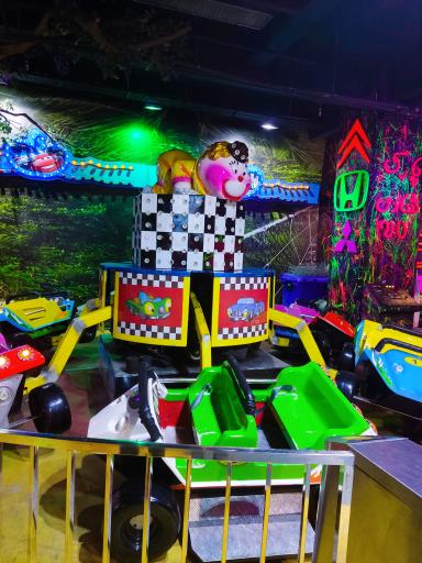 عکس لونا پارک شادی