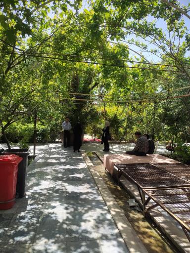 عکس مجتمع باغ پذیرایی گل بو