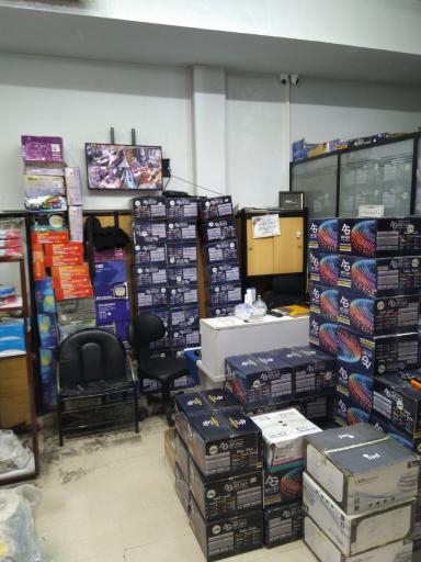 عکس فروشگاه محصولات روشنایی و لاینر بام الکتریک