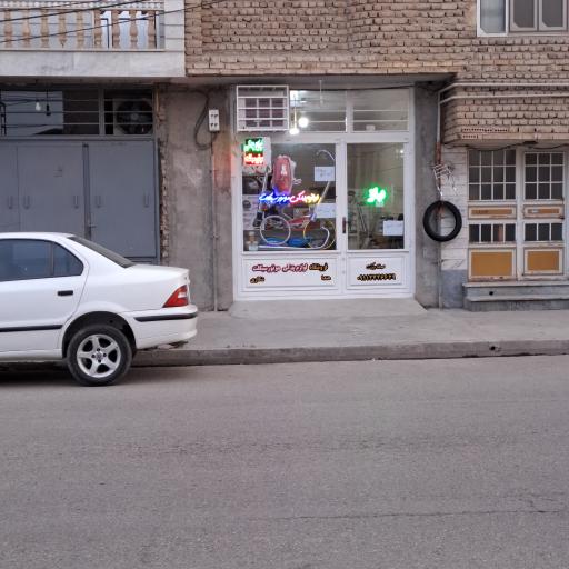 عکس لوازم یدکی موتورسیکلت صفا 