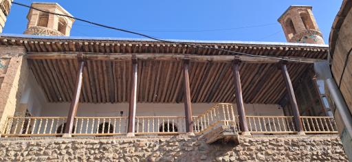 عکس مسجد تاریخی دو مناره