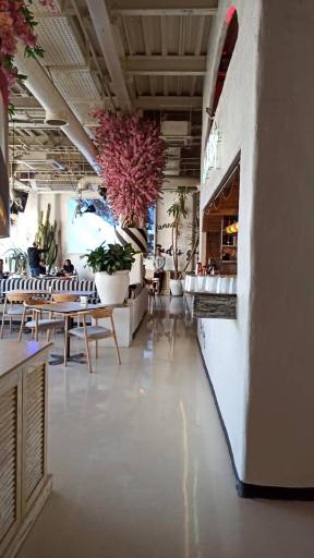 عکس رادیو سیتی لانژ