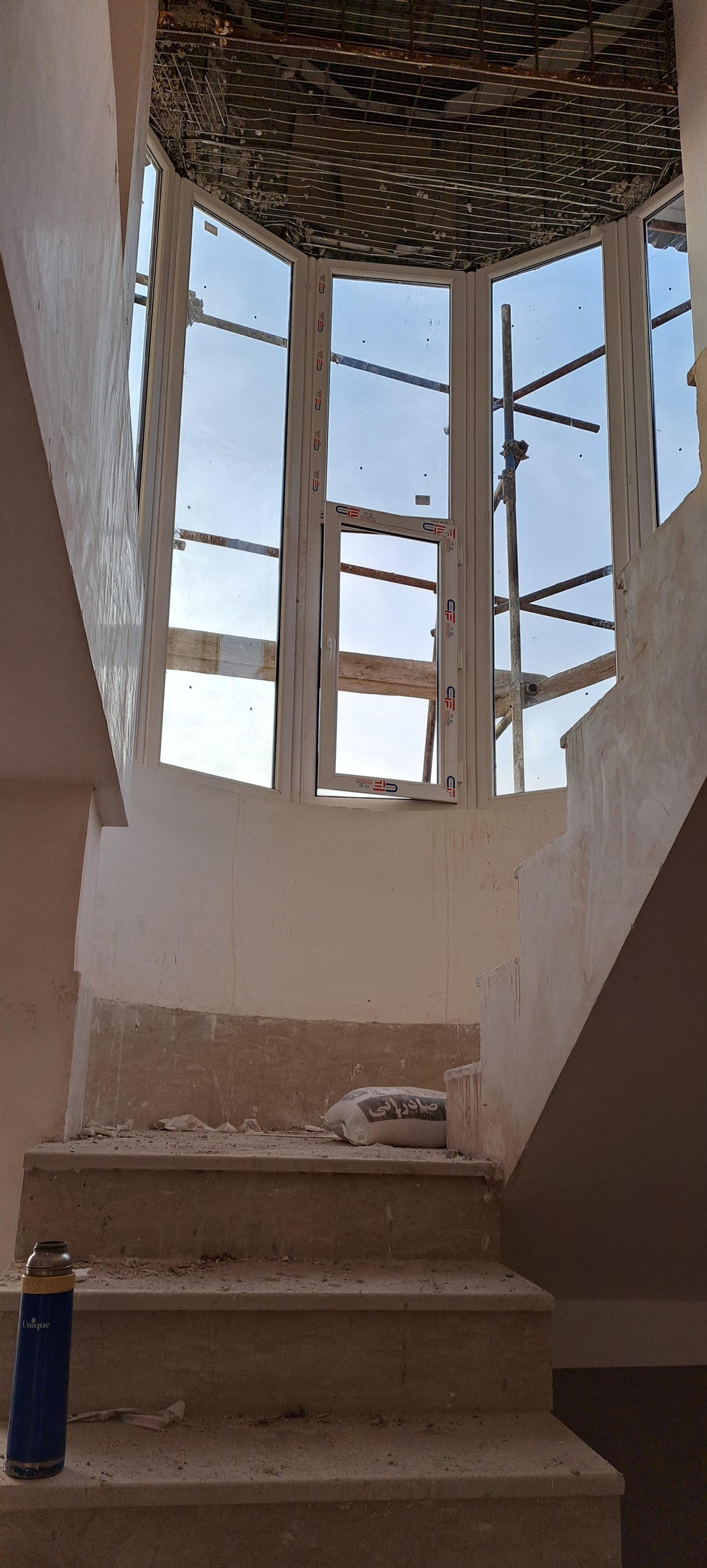 عکس پنجره دو جداره گروه صنعتی تان تک