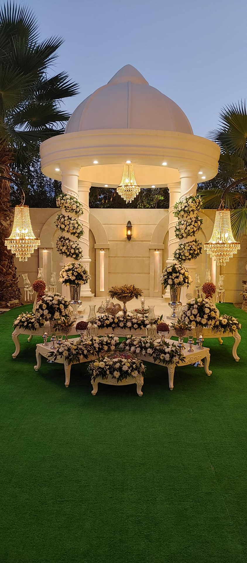 عکس باغ تالار تاج