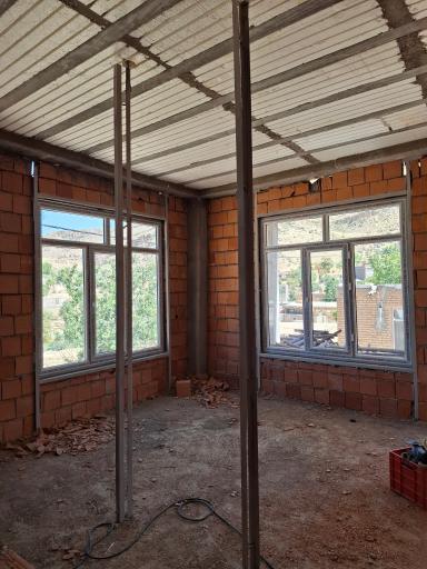 عکس درب و پنجره دوجداره حاجیان