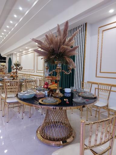 عکس باغ تالار تاج