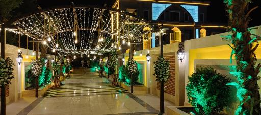 عکس باغ تالار تاج