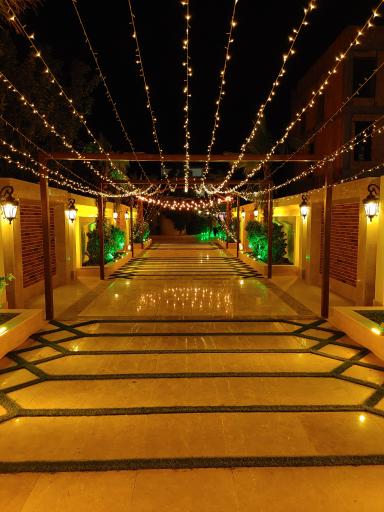 عکس باغ تالار تاج