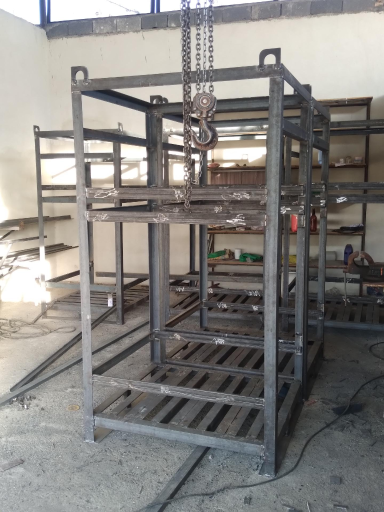 عکس آهنگری و جوش آرگون دقت