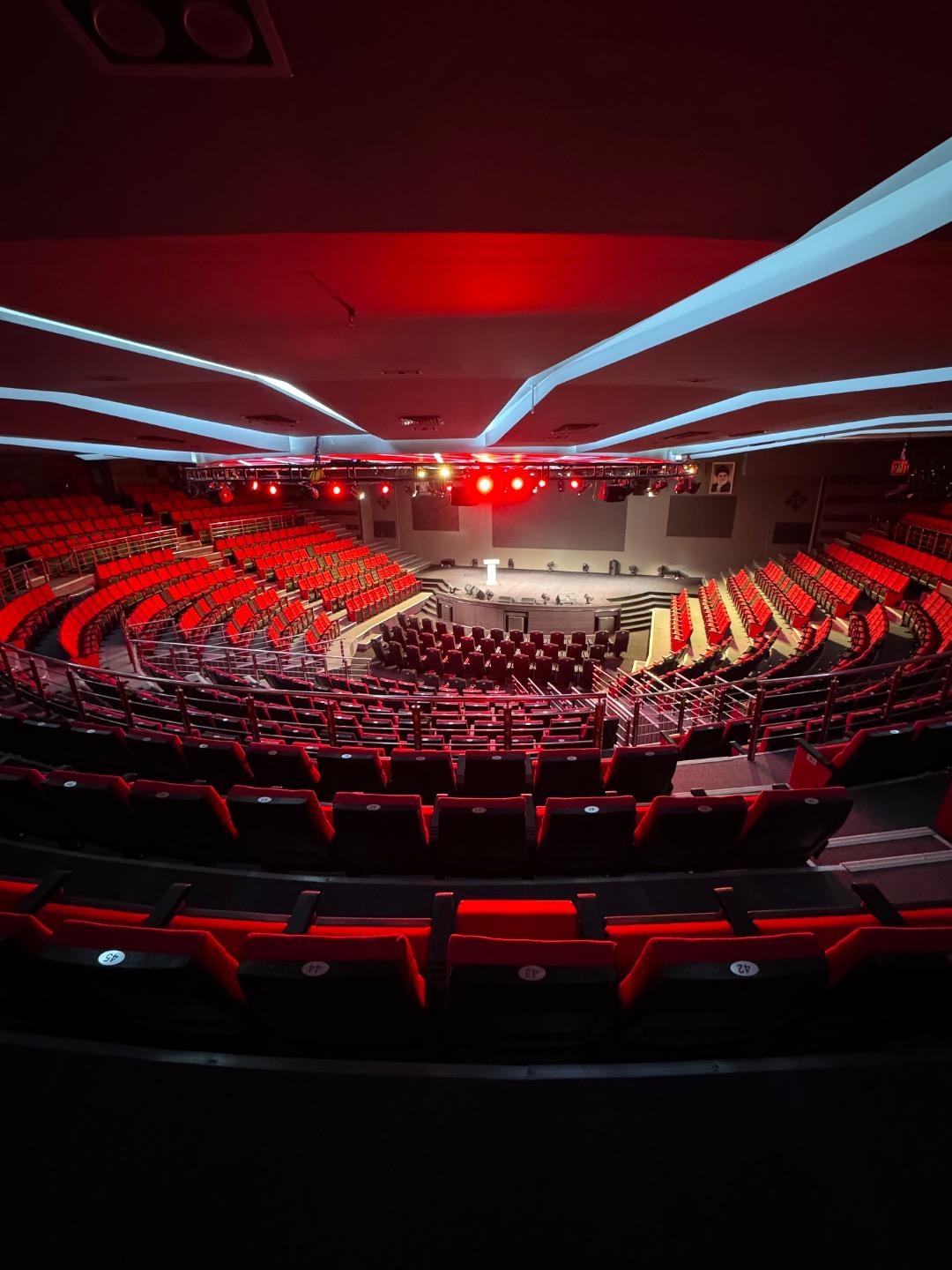 عکس سالن همایش شهید شاهرخ ضرغام