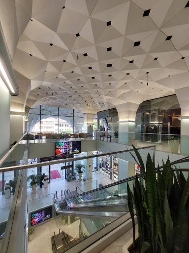 عکس مجتمع تجاری کوه نور