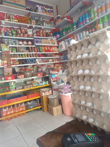 عکس سوپرمارکت افق