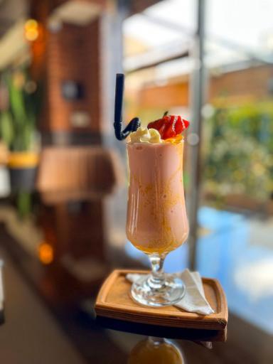 عکس کافه رستوران آمانژ