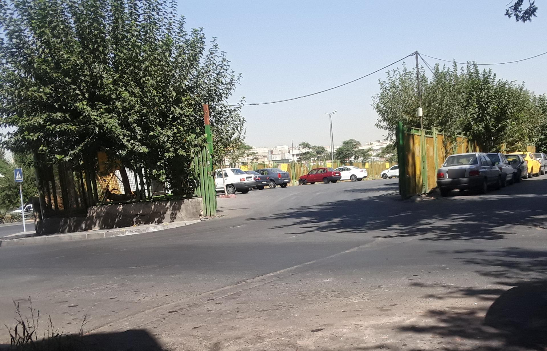 عکس بازار میوه و تره بار نواب