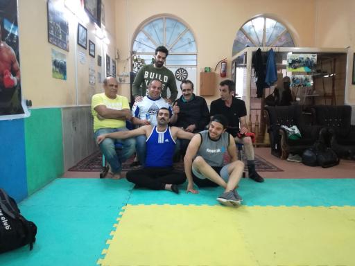 عکس سالن ورزشی زیتون