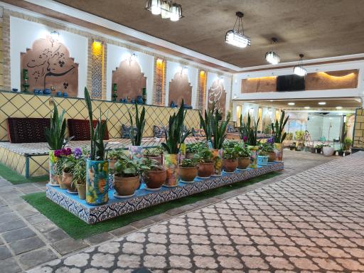 عکس رستوران و سفره خانه سنتی سهراب سپهری 