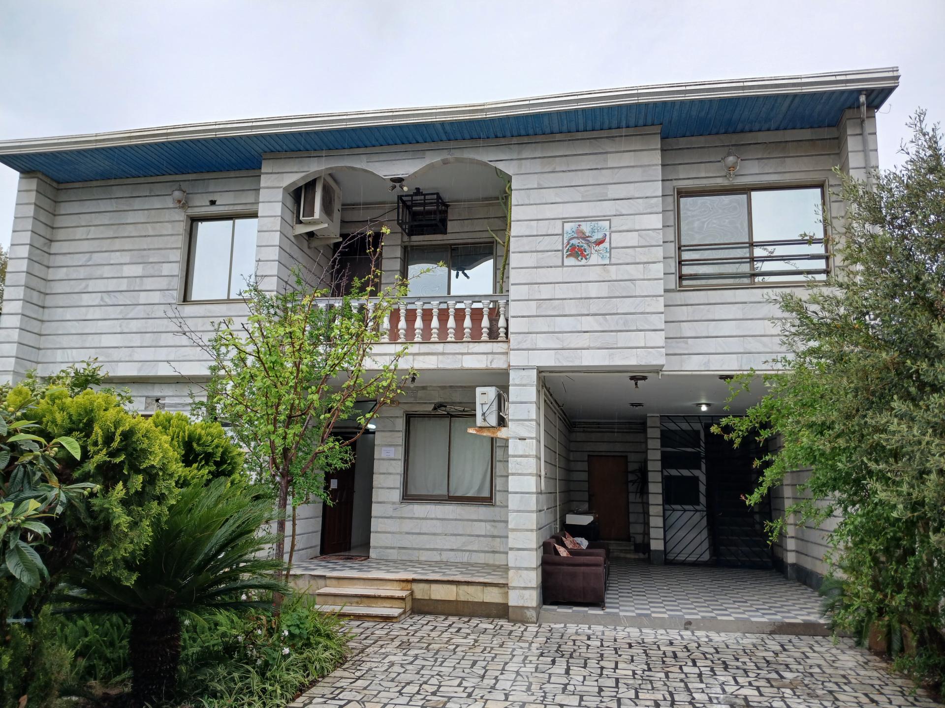 عکس مدرسه دخترانه غیر دولتی هوشمند فرهیختگان