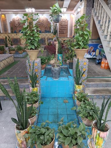 عکس رستوران و سفره خانه سنتی سهراب سپهری 