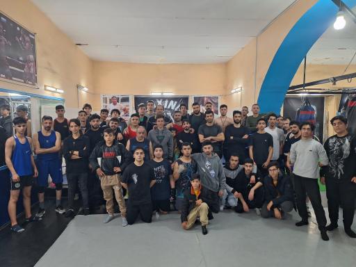 عکس سالن ورزشی زیتون