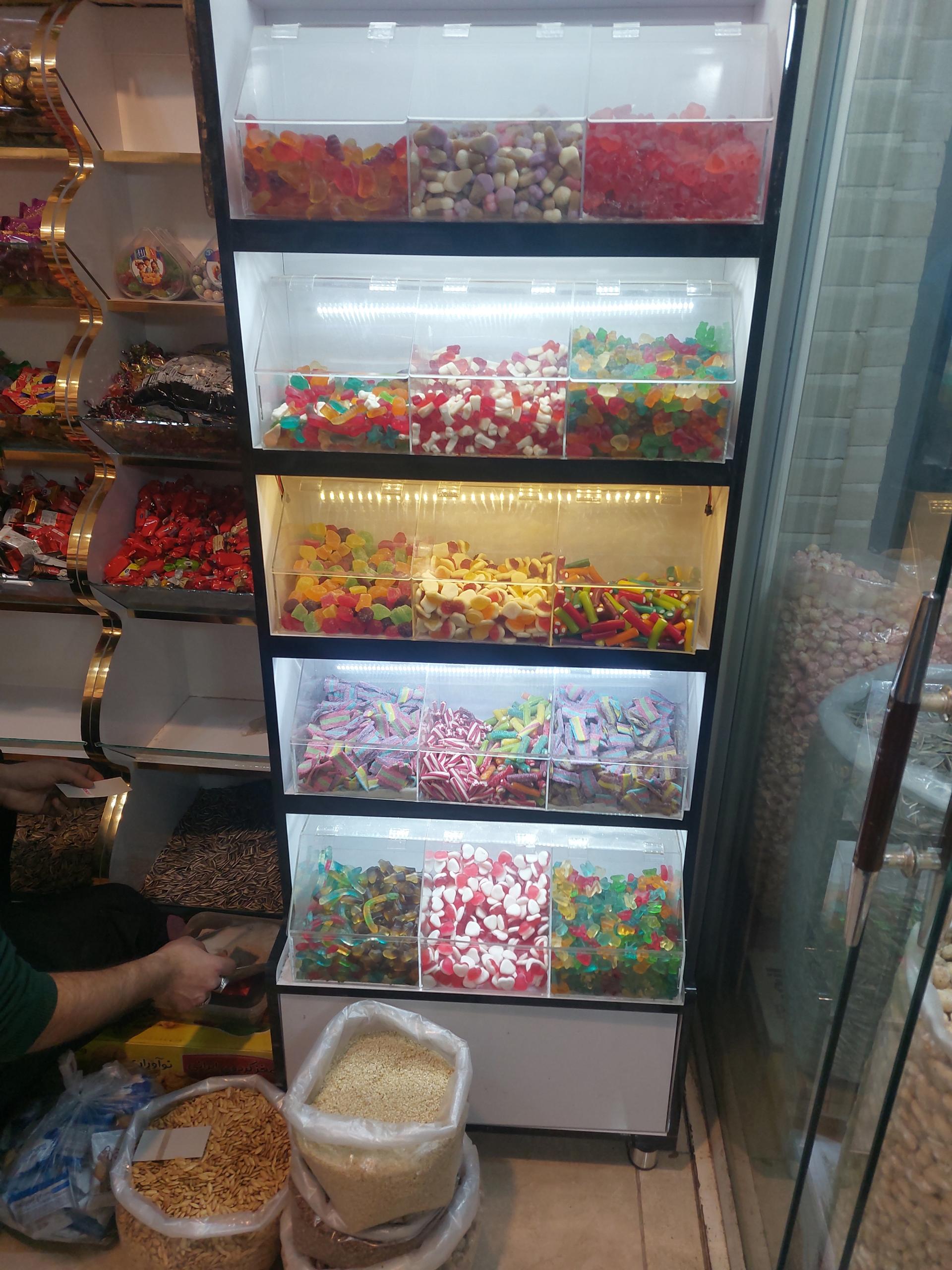 عکس آجیل و خشکبار پاسارگاد