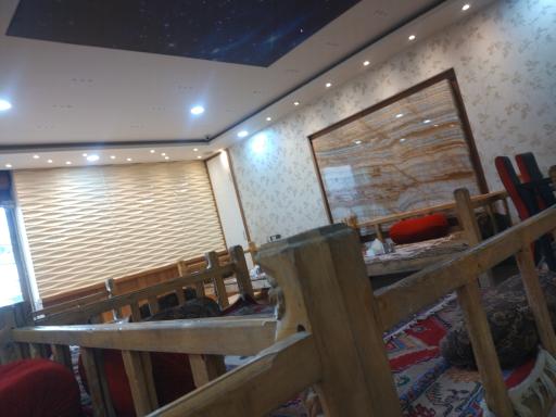 عکس رستوران صادقی