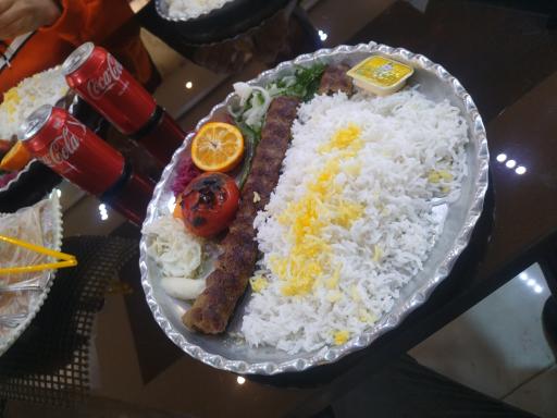 عکس رستوران صادقی