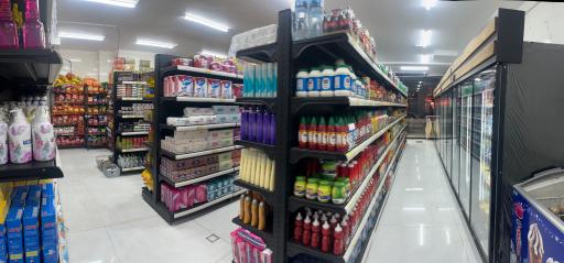 عکس هایپر مارکت ونک 