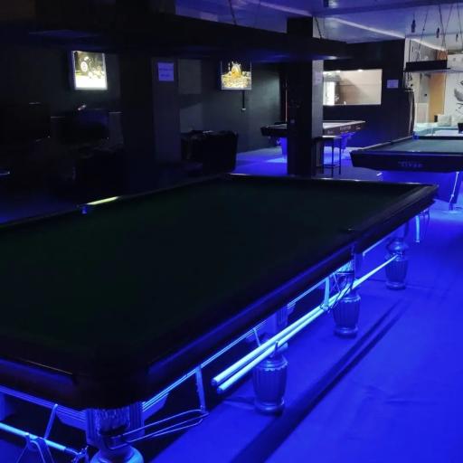 عکس کافه بیلیارد عرفان 