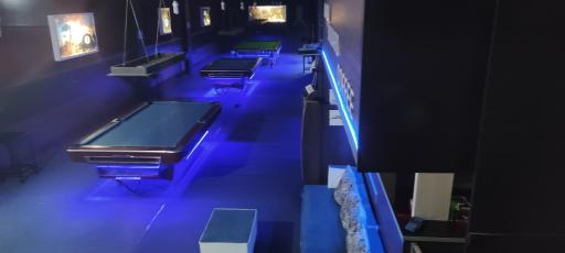 عکس کافه بیلیارد عرفان 