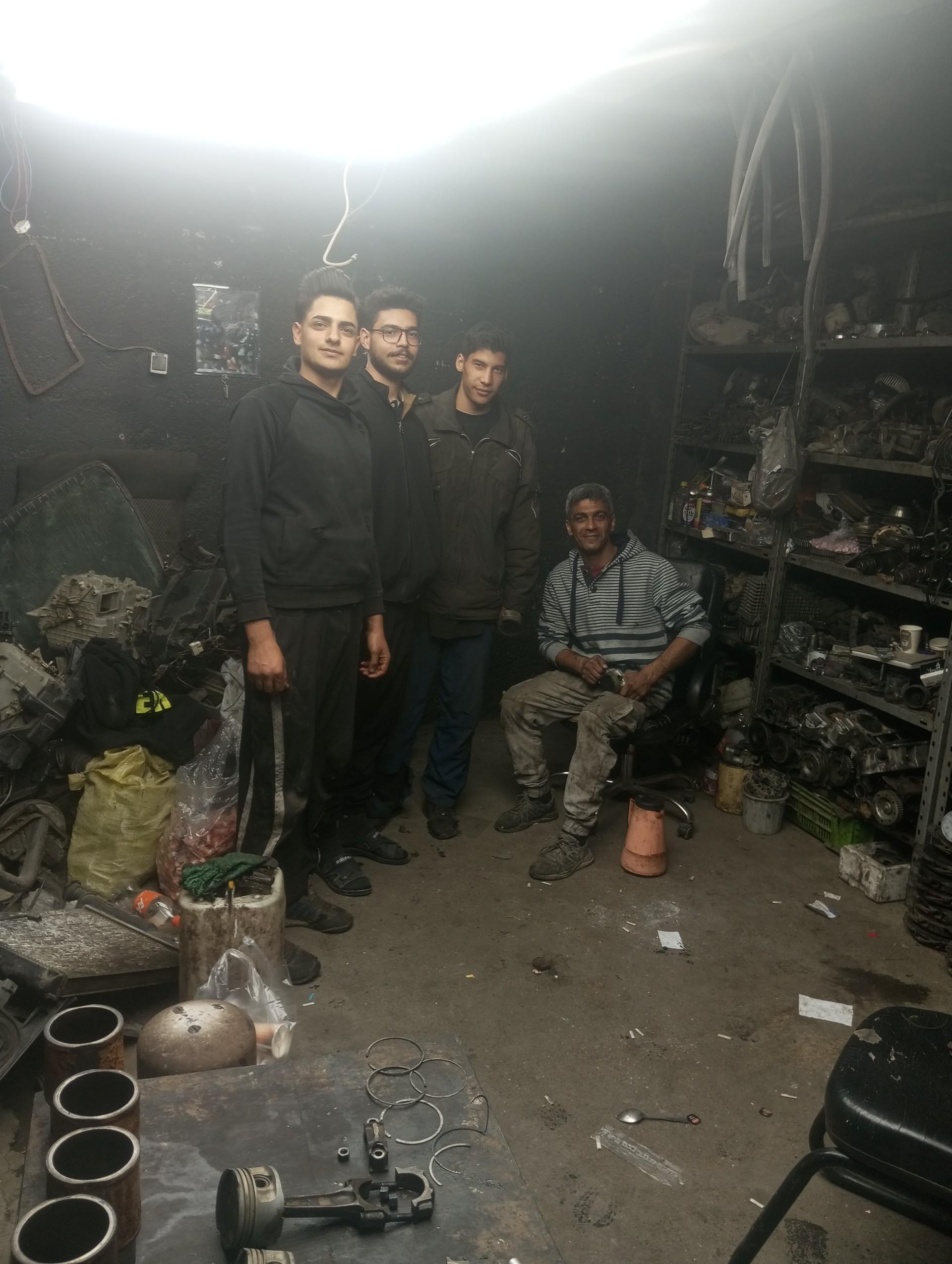 عکس تعمیرگاه کیان