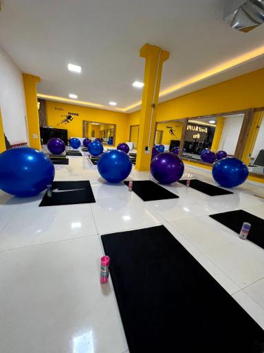 عکس باشگاه ورزش و زندگی نوید ویژه بانوان