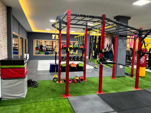 عکس باشگاه ورزش و زندگی نوید ویژه بانوان