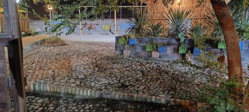 عکس درقاپی خانه کباب شوشتر