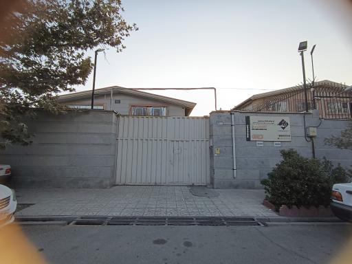 عکس فروشگاه مواد اولیه و ابزار سرامیک و سفال تندیس سرامیک