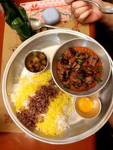 عکس رستوران روحی